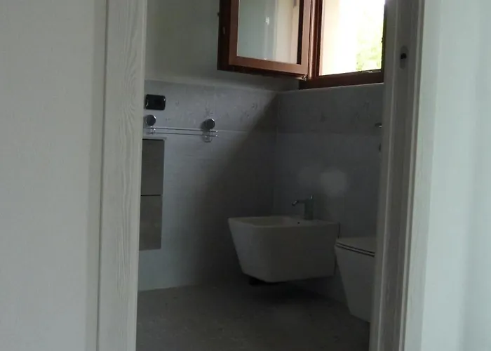 Giardino Tra I Laghi 3*