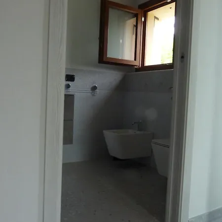 Giardino Tra I Laghi 3*